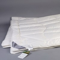 Подушки и одеяла - С наполнителем из натуральной шерсти - Торговая марка: Hefel - Модель: hf30816